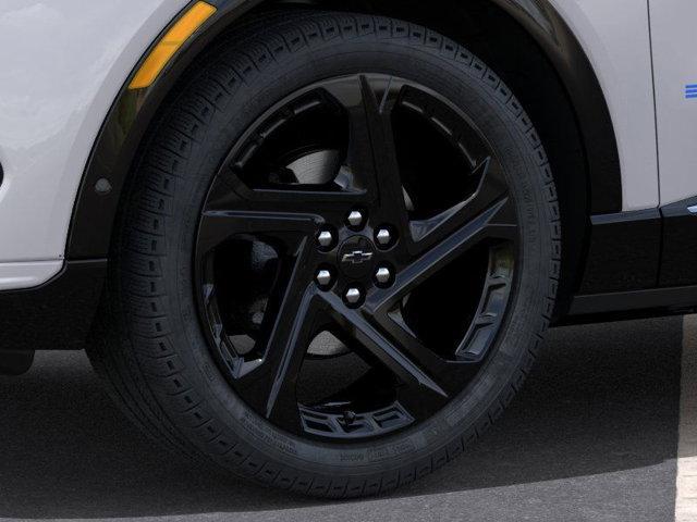 Photo of 2025 Iridescent Pearl Tricoat Chevrolet Equinox EV