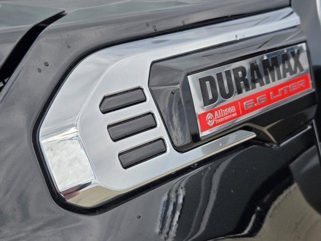 Photo of 2025 Onyx Black GMC Sierra 2500