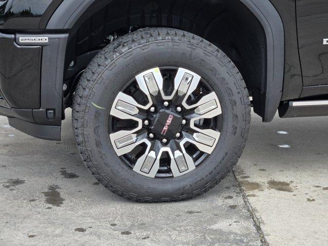 Photo of 2025 Onyx Black GMC Sierra 2500