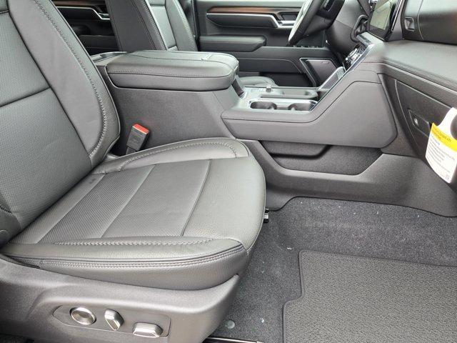 Photo of 2025 Onyx Black GMC Sierra 2500