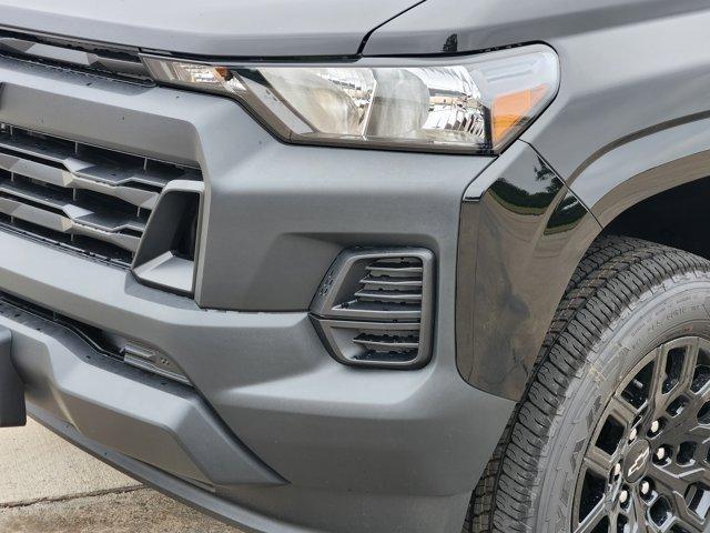 Photo of 2026 Black Chevrolet Colorado