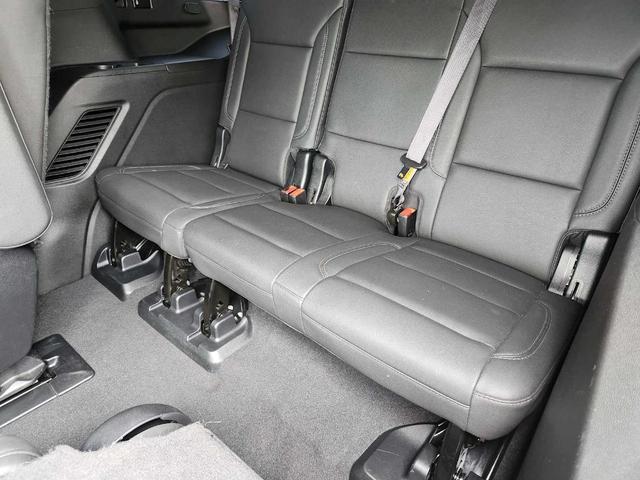 Photo of 2023 Summit White Chevrolet Tahoe