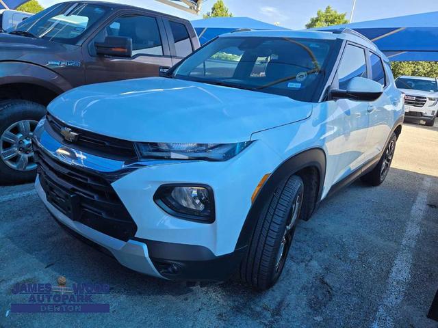 Photo of 2022 Summit White Chevrolet Trailblazer