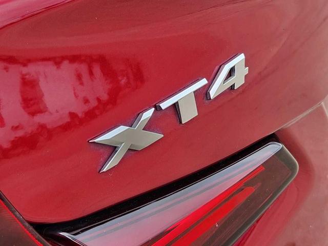 Photo of 2019 Red Horizon Tintcoat Cadillac XT4