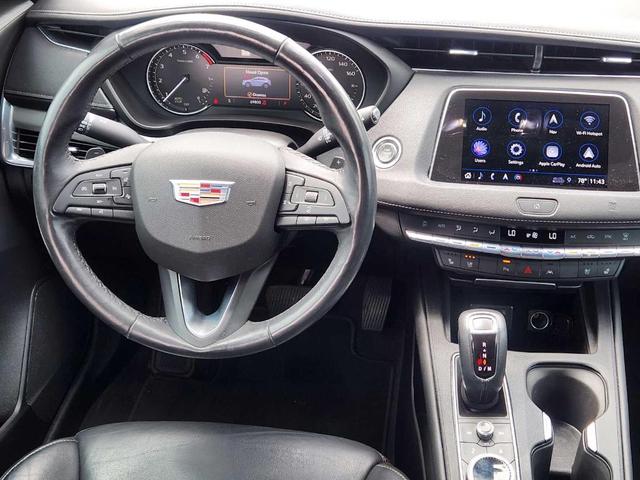 Photo of 2019 Red Horizon Tintcoat Cadillac XT4