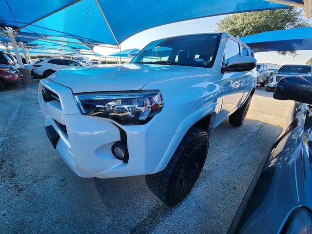 Photo of 2020 Super White Toyota 4Runner
