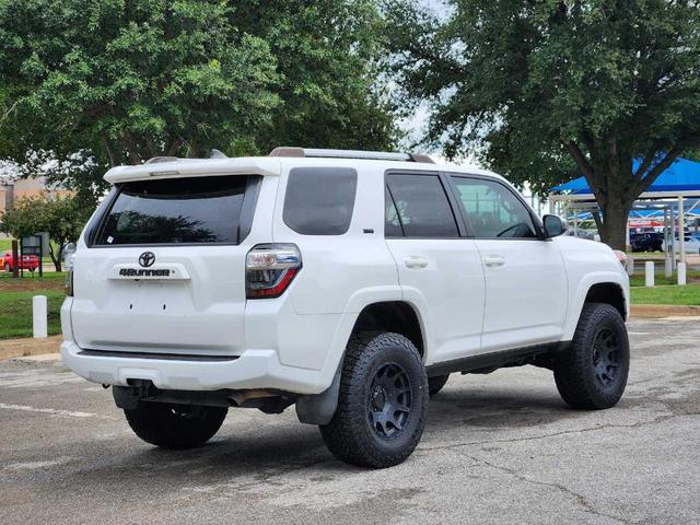 Photo of 2020 Super White Toyota 4Runner