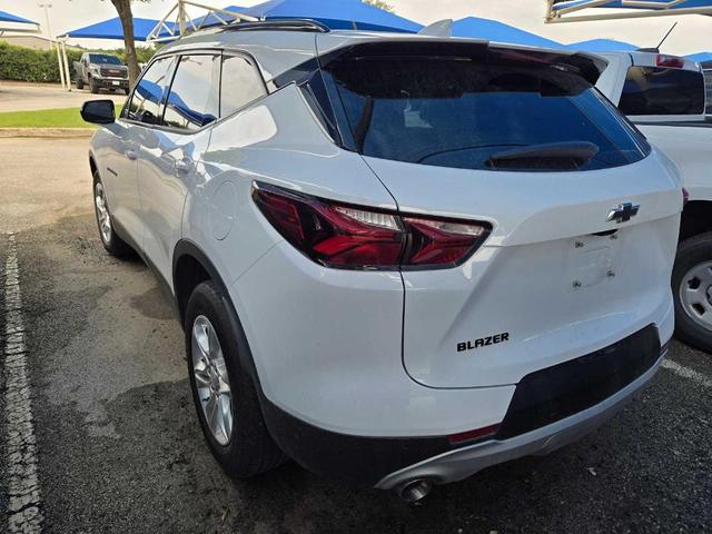 Photo of 2022 Summit White Chevrolet Blazer