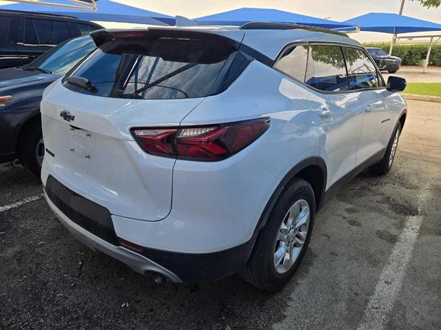 Photo of 2022 Summit White Chevrolet Blazer