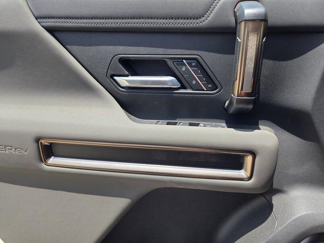 Photo of 2025 Black GMC HUMMER EV Pickup