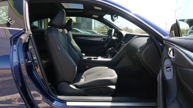 Photo of 2022 Grand Blue INFINITI Q60