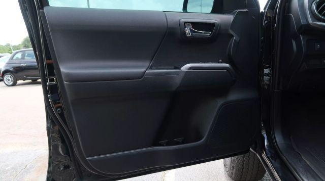 Photo of 2021 Black Toyota Tacoma