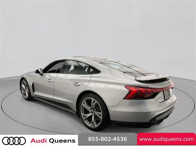 Photo of 2022 Florett Silver Metallic Audi e-tron GT