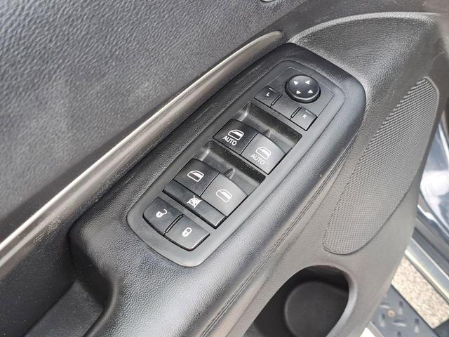 Photo of 2018 Bruiser Gray Clearcoat Dodge Durango