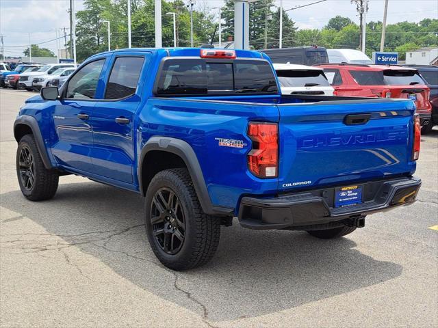 Photo of 2024 Glacier Blue Metallic Chevrolet Colorado
