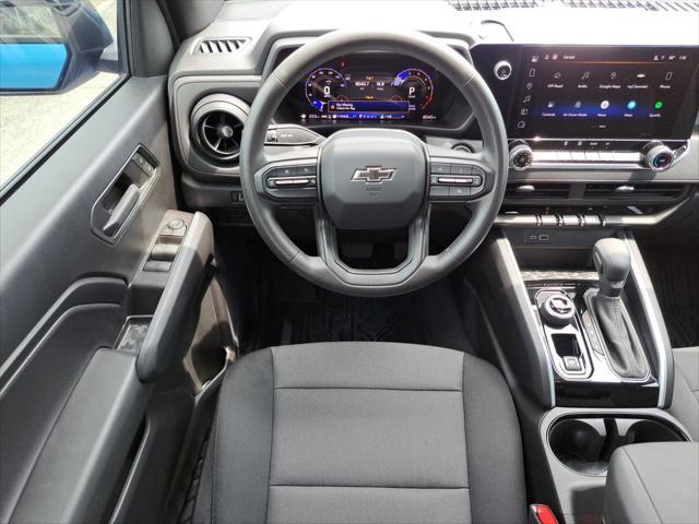 Photo of 2024 Glacier Blue Metallic Chevrolet Colorado