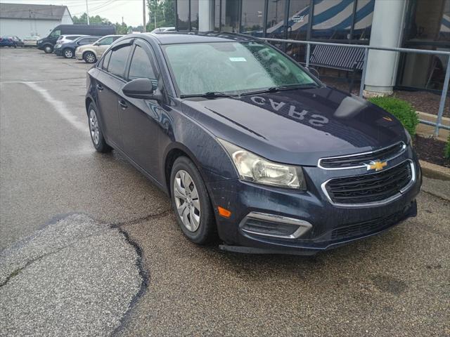 Photo of 2015 Blue Ray Metallic Chevrolet Cruze