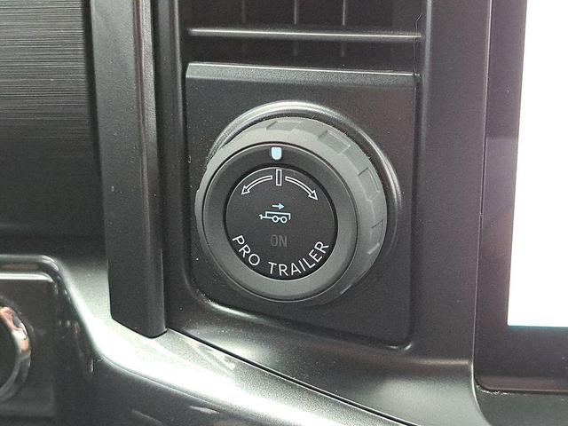 Photo of 2022 Space White Metallic Ford F-150
