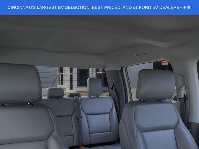 Photo of 2025 Oxford White Ford F-150 Lightning