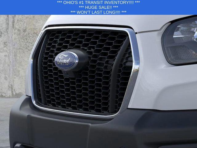 Photo of 2025 Oxford White Ford Transit-250