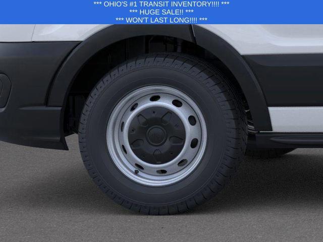 Photo of 2025 Oxford White Ford Transit-250