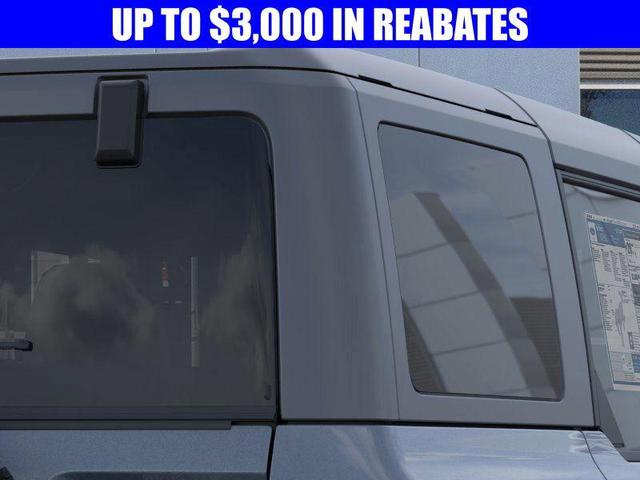 Photo of 2025 Azure Gray Metallic Tri-Coat Ford Bronco