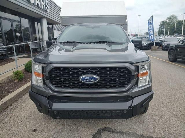 Photo of 2022 Carbonized Gray Metallic Ford F-150