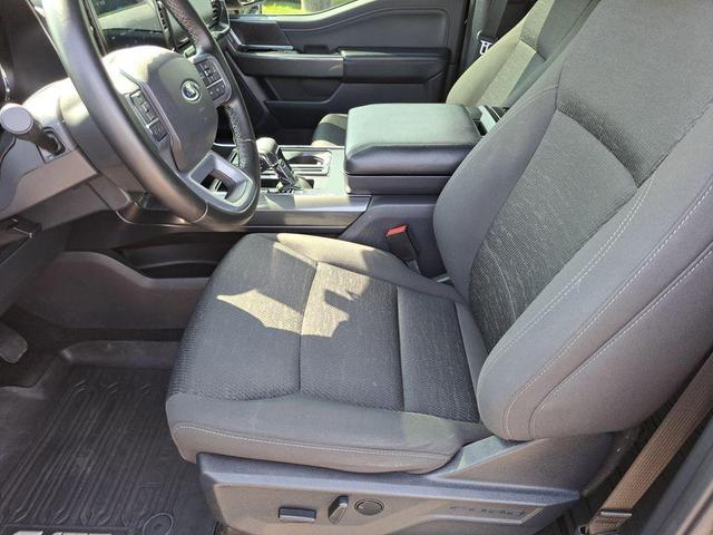 Photo of 2023 Agate Black Metallic Ford F-150