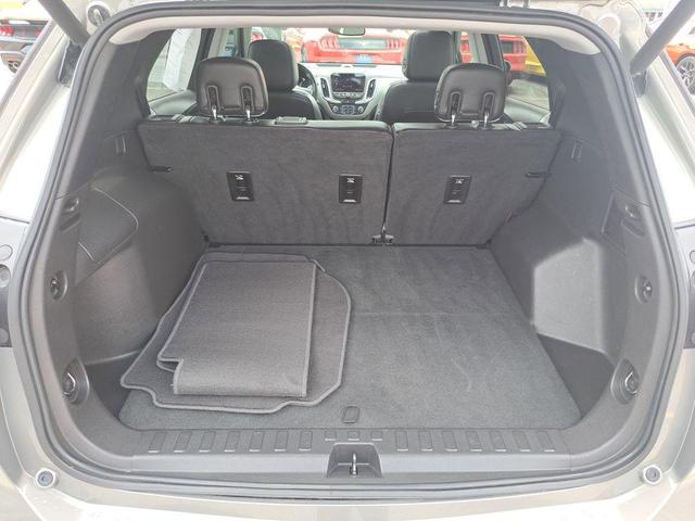 Photo of 2019 Pepperdust Metallic Chevrolet Equinox