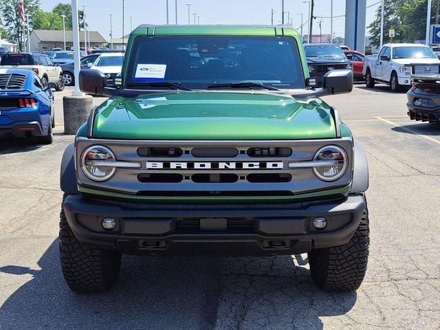 Photo of 2023 Eruption Green Metallic Ford Bronco