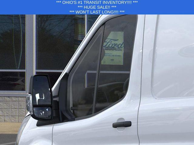 Photo of 2025 Oxford White Ford Transit-350