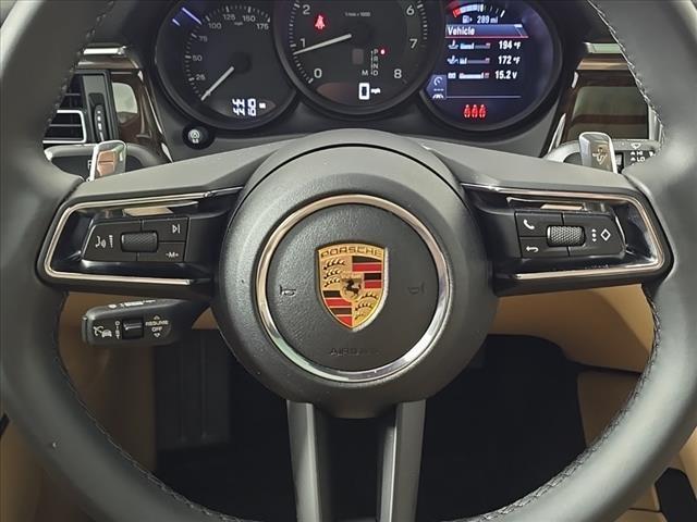 Photo of 2025 White Porsche Macan