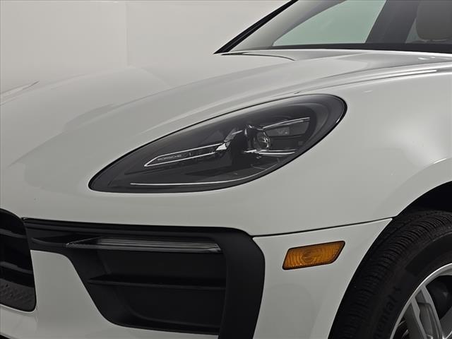 Photo of 2025 White Porsche Macan