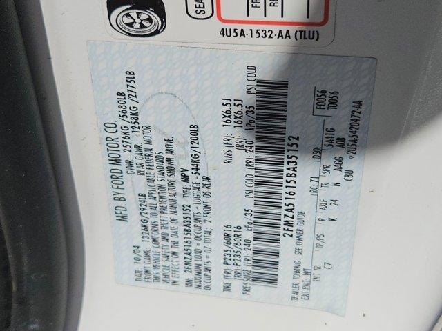 Photo of 2005 White Ford Freestar