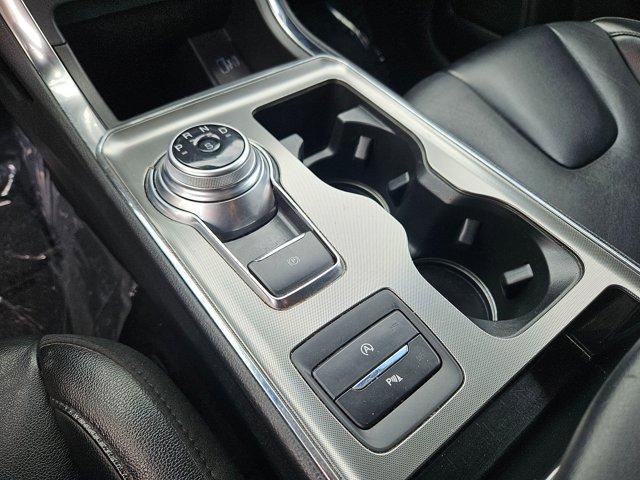 Photo of 2022 Blue Metallic Ford Edge