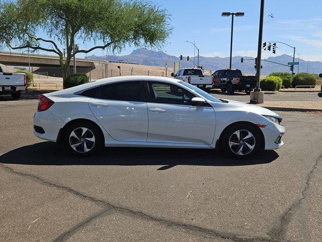 Photo of 2021 White Honda Civic