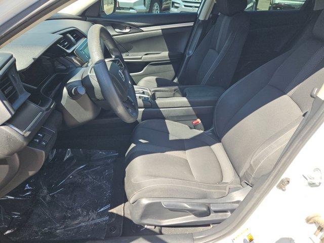 Photo of 2021 White Honda Civic