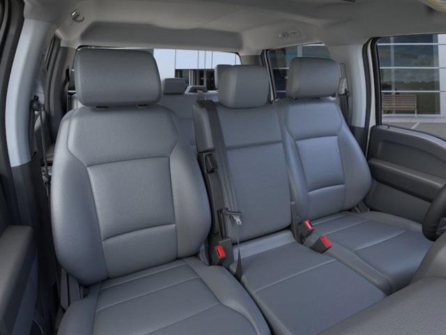 Photo of 2025 Oxford White Ford F-250