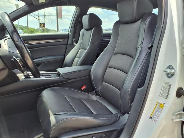 Photo of 2021 White Honda Accord