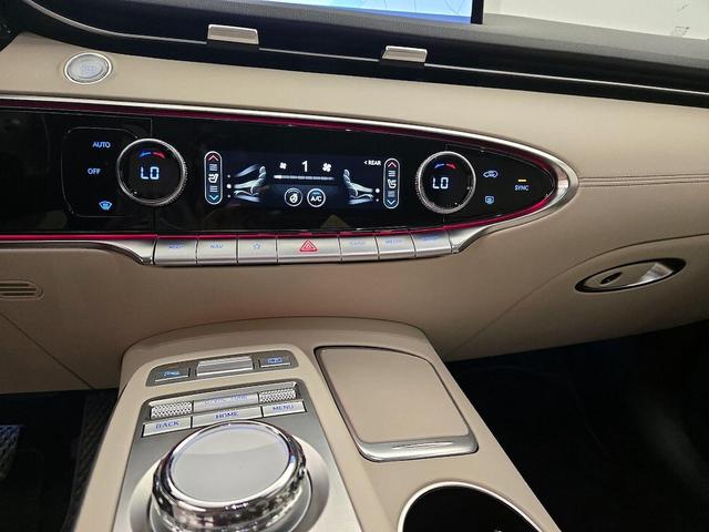 Photo of 2023 Blue Genesis GV70