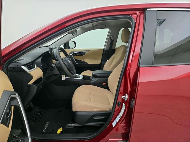 Photo of 2022 Red Toyota RAV4