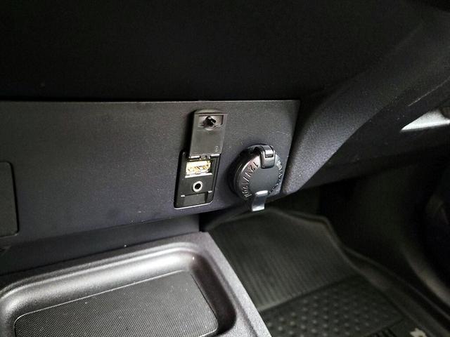 Photo of 2017 Black Toyota RAV4