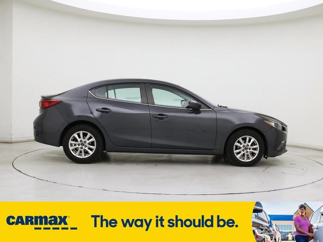 Photo of 2015 Gray Mazda Mazda3