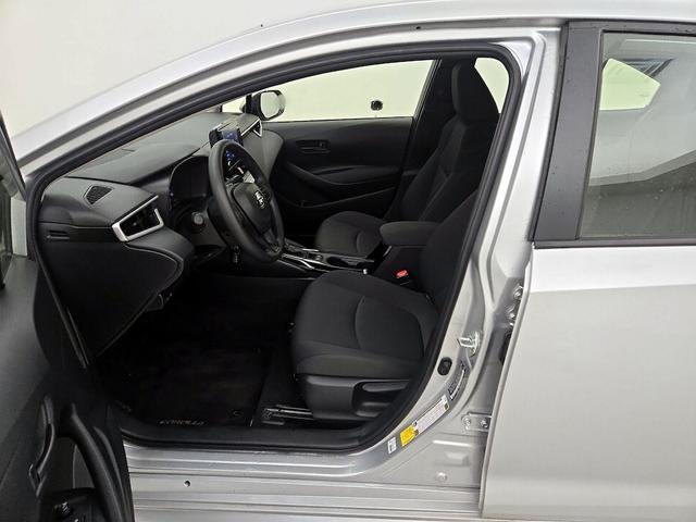Photo of 2022 Silver Toyota Corolla