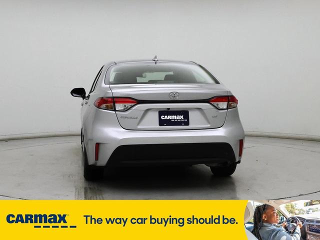 Photo of 2022 Silver Toyota Corolla