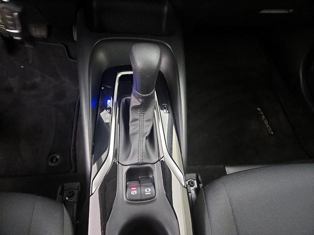 Photo of 2022 Silver Toyota Corolla
