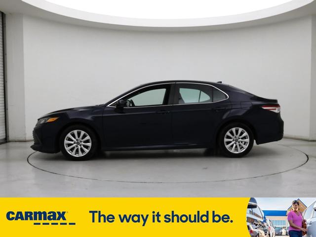 Photo of 2019 Blue Toyota Camry