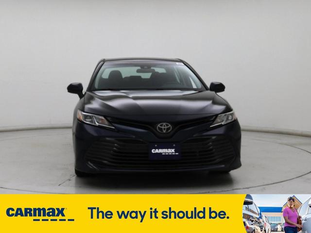 Photo of 2019 Blue Toyota Camry