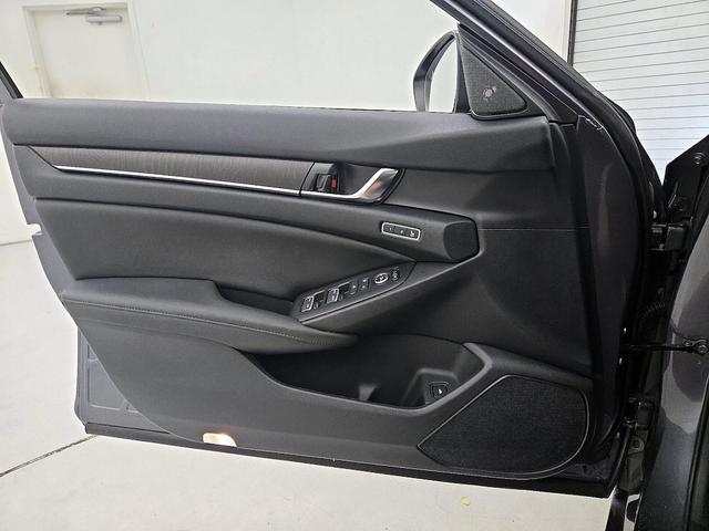 Photo of 2021 Gray Honda Accord