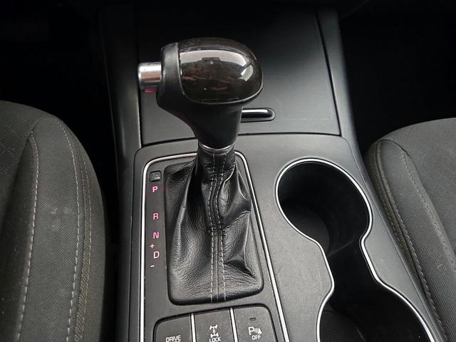 Photo of 2018 Red Kia Sorento
